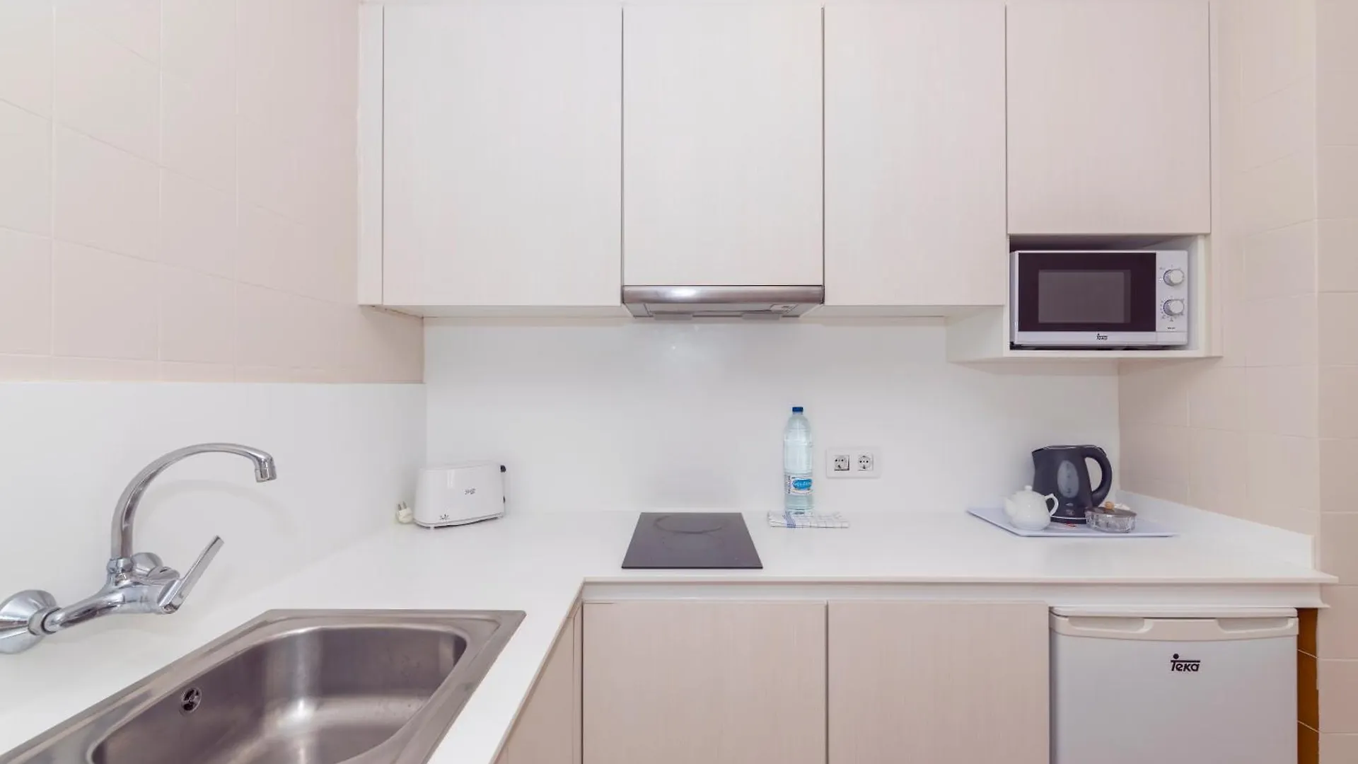 Siesta Mar One Bedroom Apartments Cala En Porter  Spain