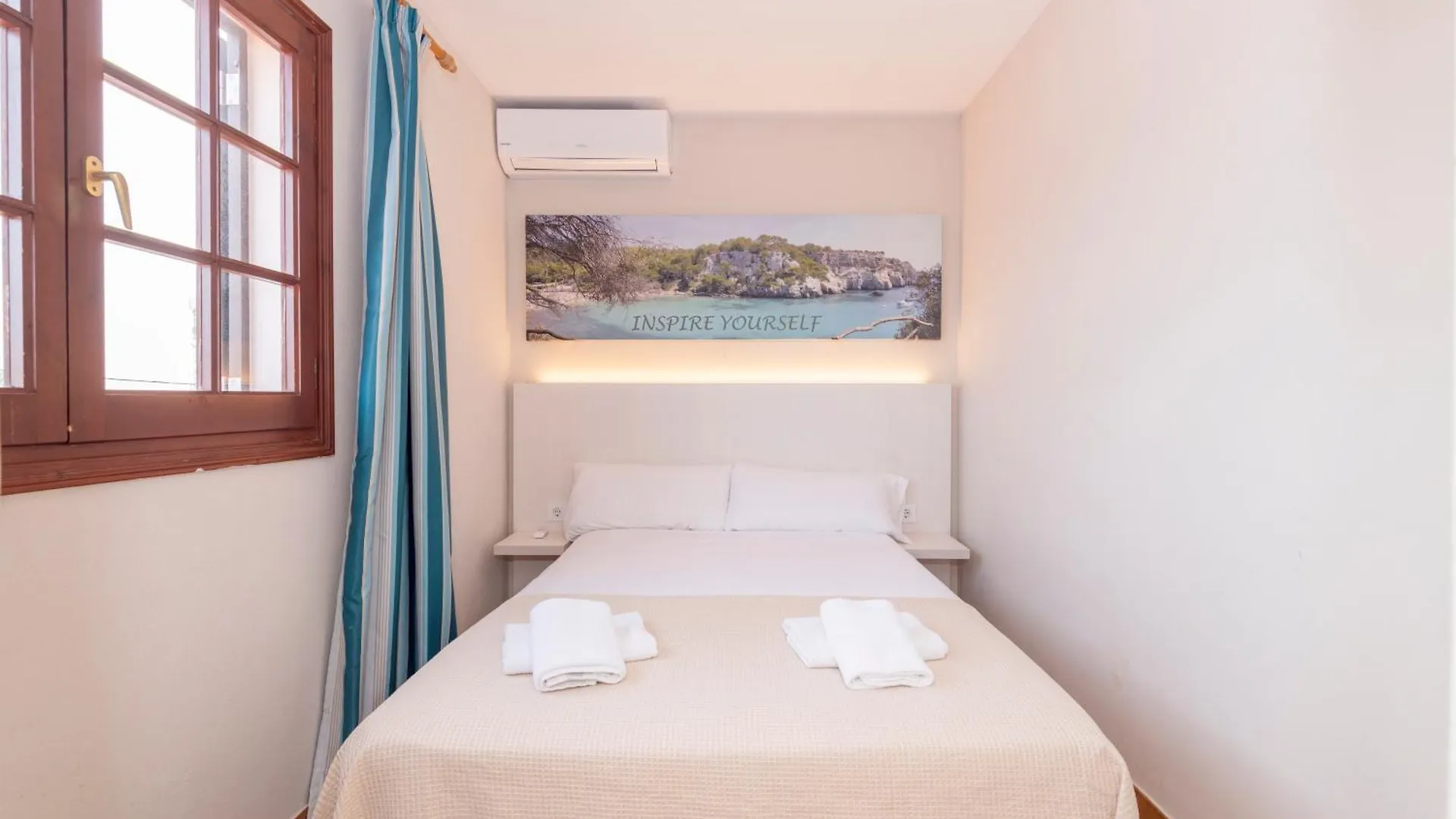 Siesta Mar One Bedroom Apartments Cala En Porter  Spain